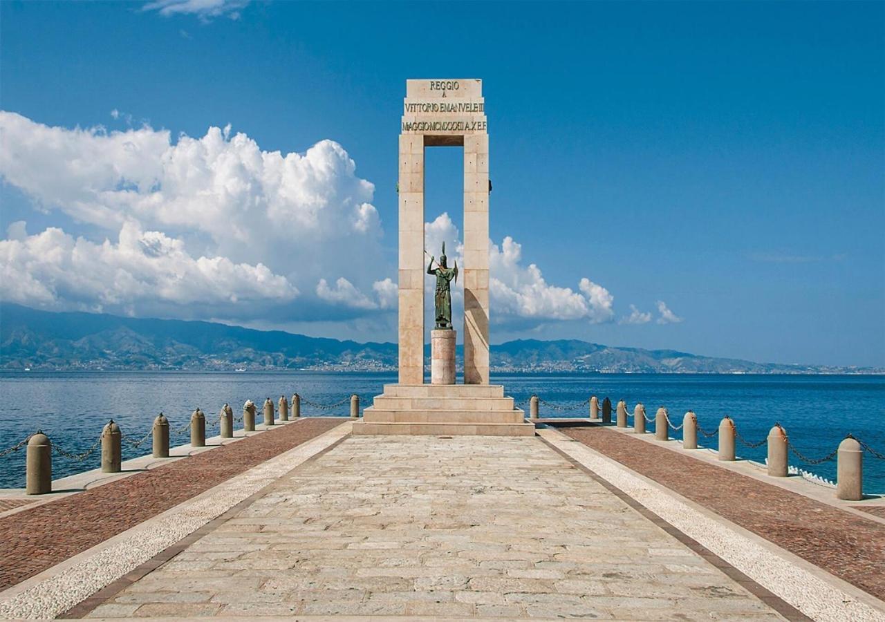 Ag Sweet Apartment Reggio di Calabria Exterior foto